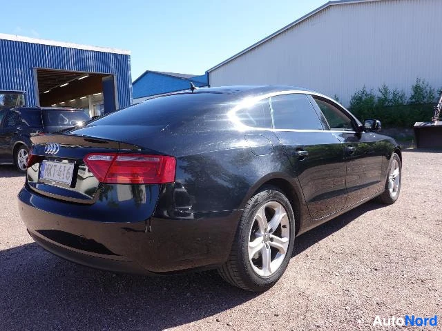 Musta Audi A5 2013, takaviisto, kuva 10