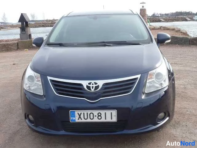 Blue Toyota AVENSIS 2009, front, photo 6