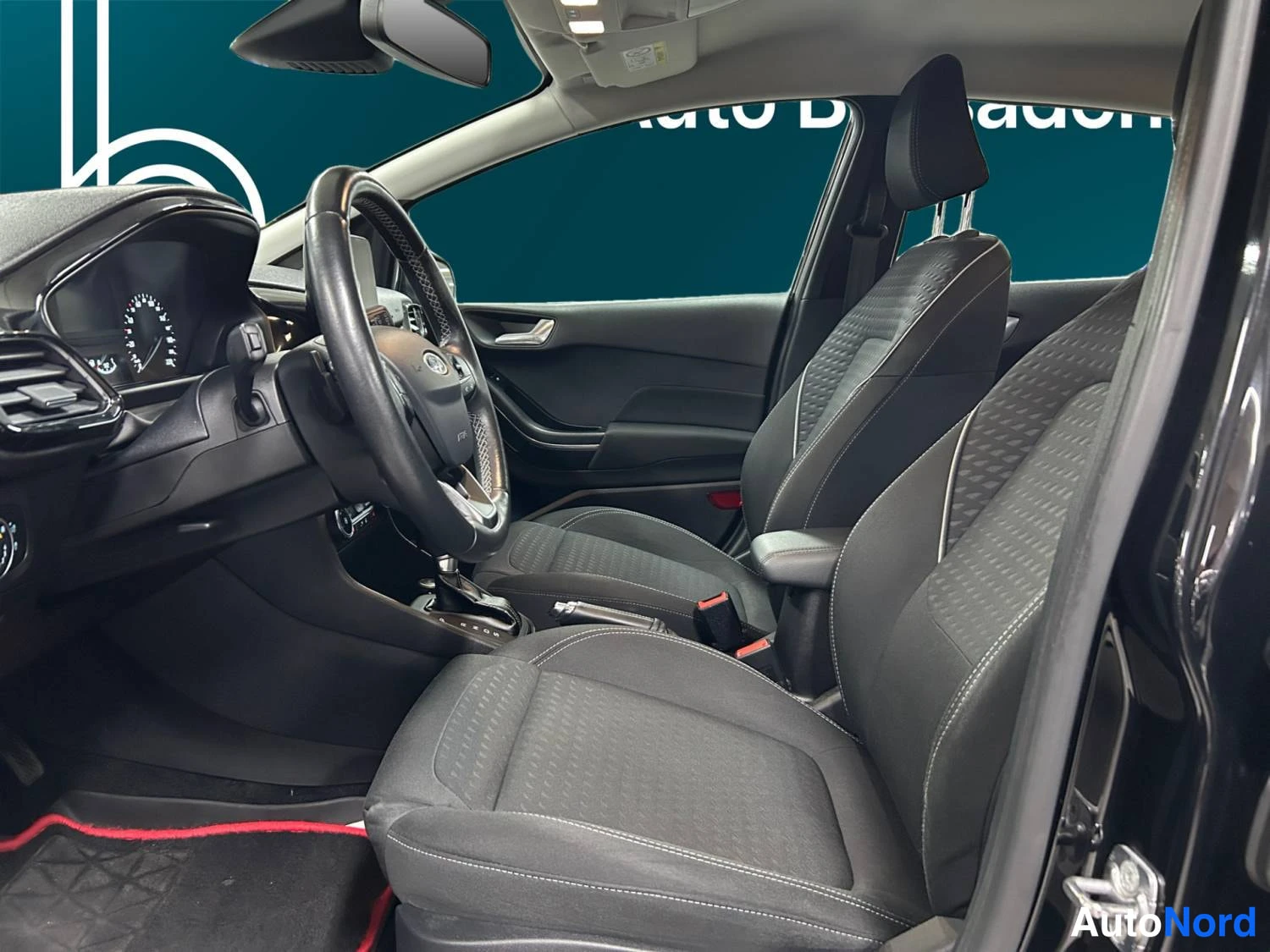 Musta Ford Fiesta 2018, kuva 9