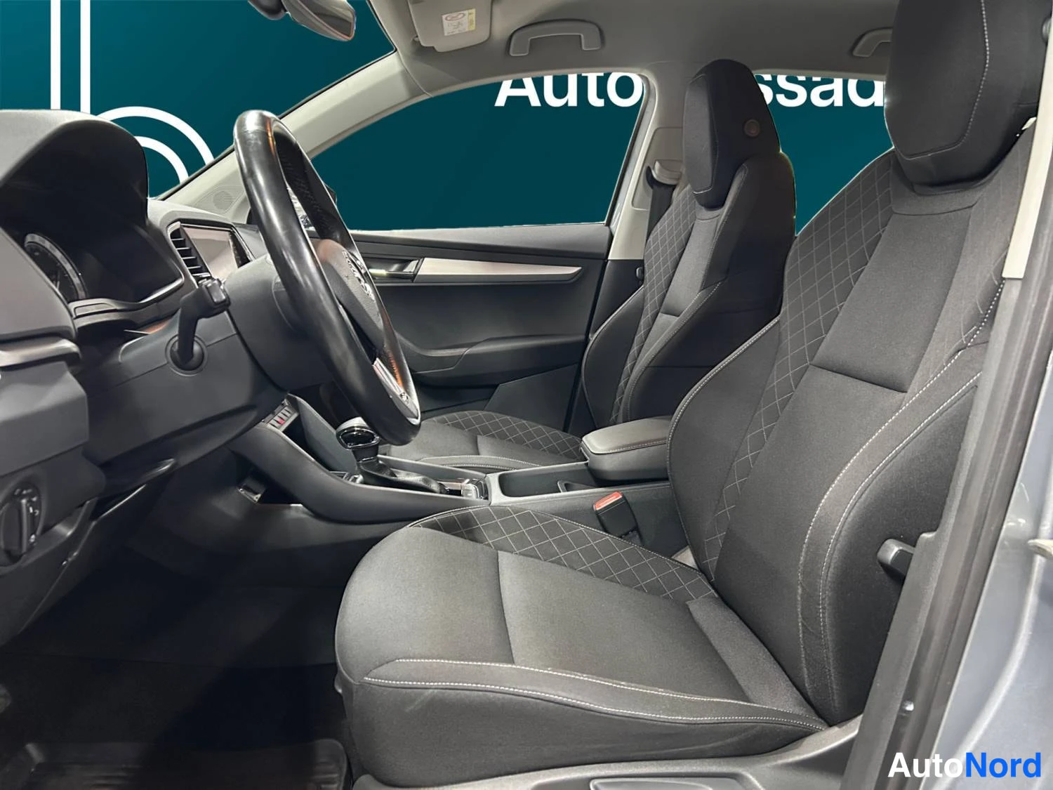 Hopea Skoda Karoq 2019, kuva 9