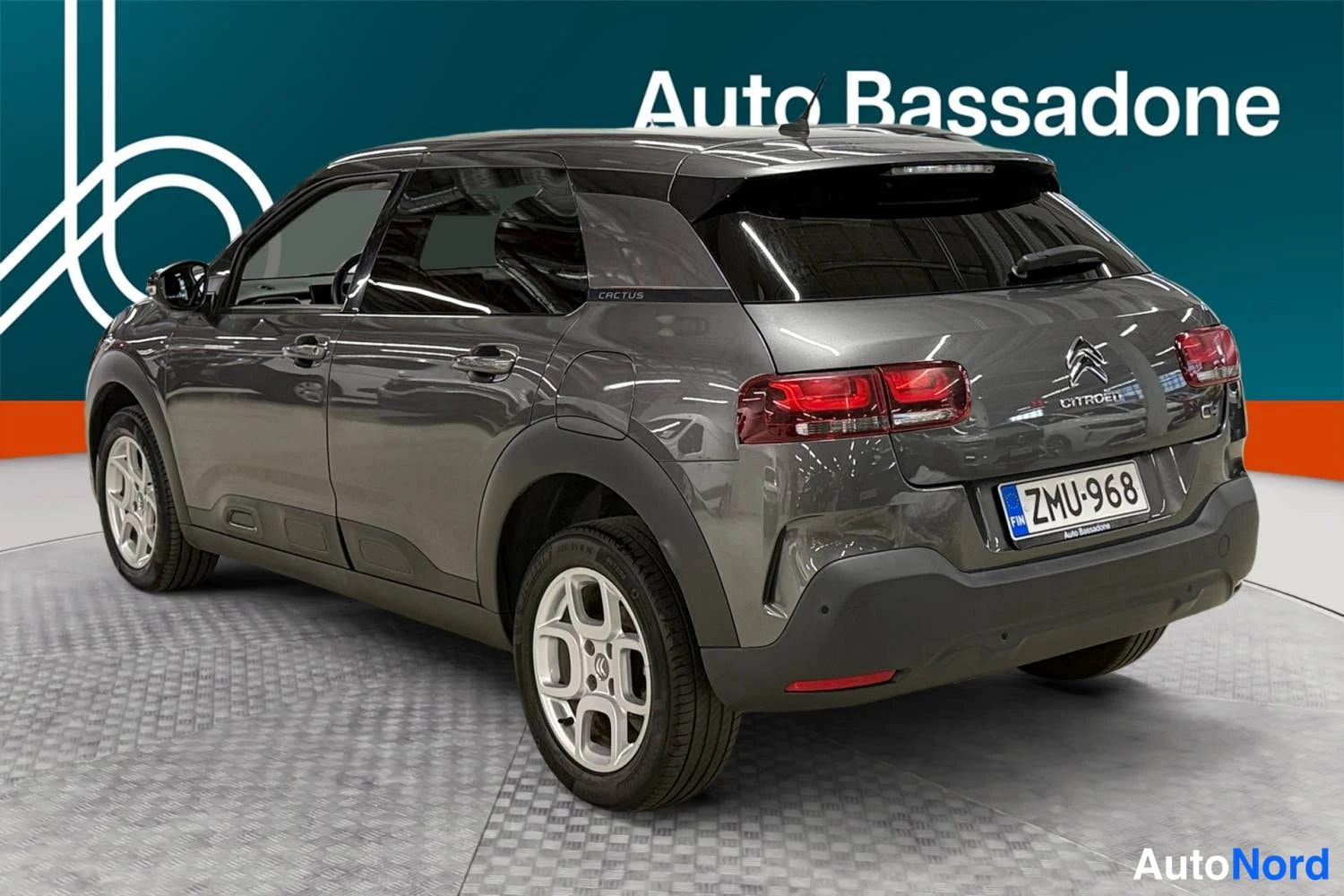 Harmaa Citroen C4 cactus 2020, takaviisto, kuva 6