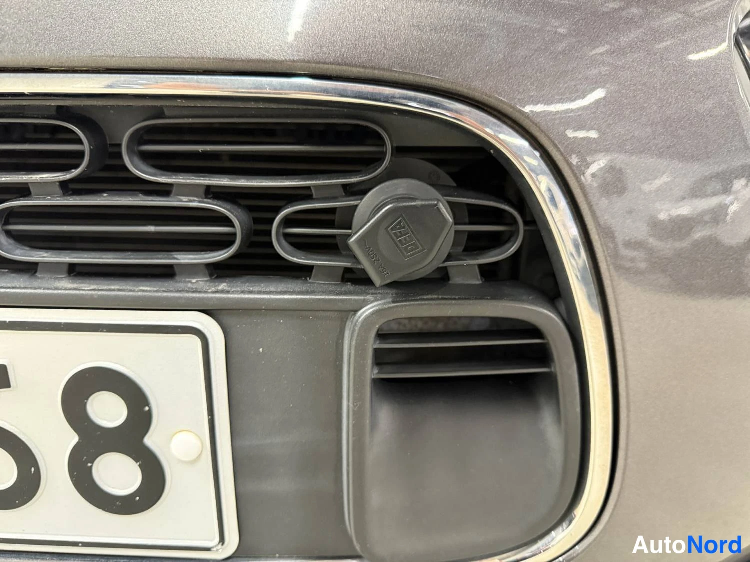 Harmaa Citroen C4 cactus 2020, kuva 25
