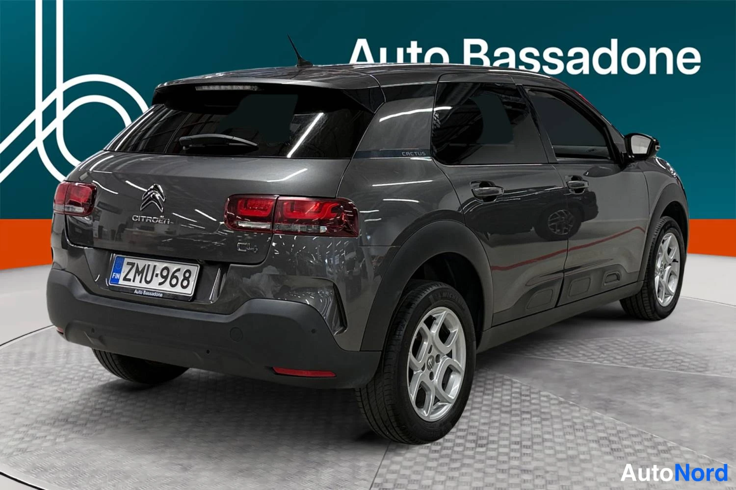 Harmaa Citroen C4 cactus 2020, takaviisto, kuva 7