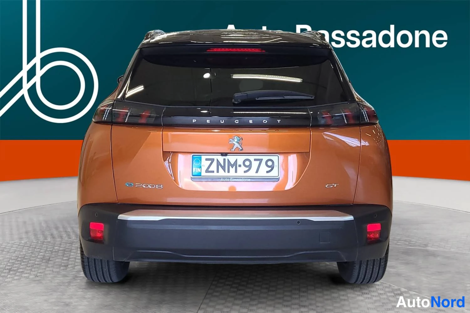 Oranssi Peugeot E-2008 2020, takaa, kuva 9