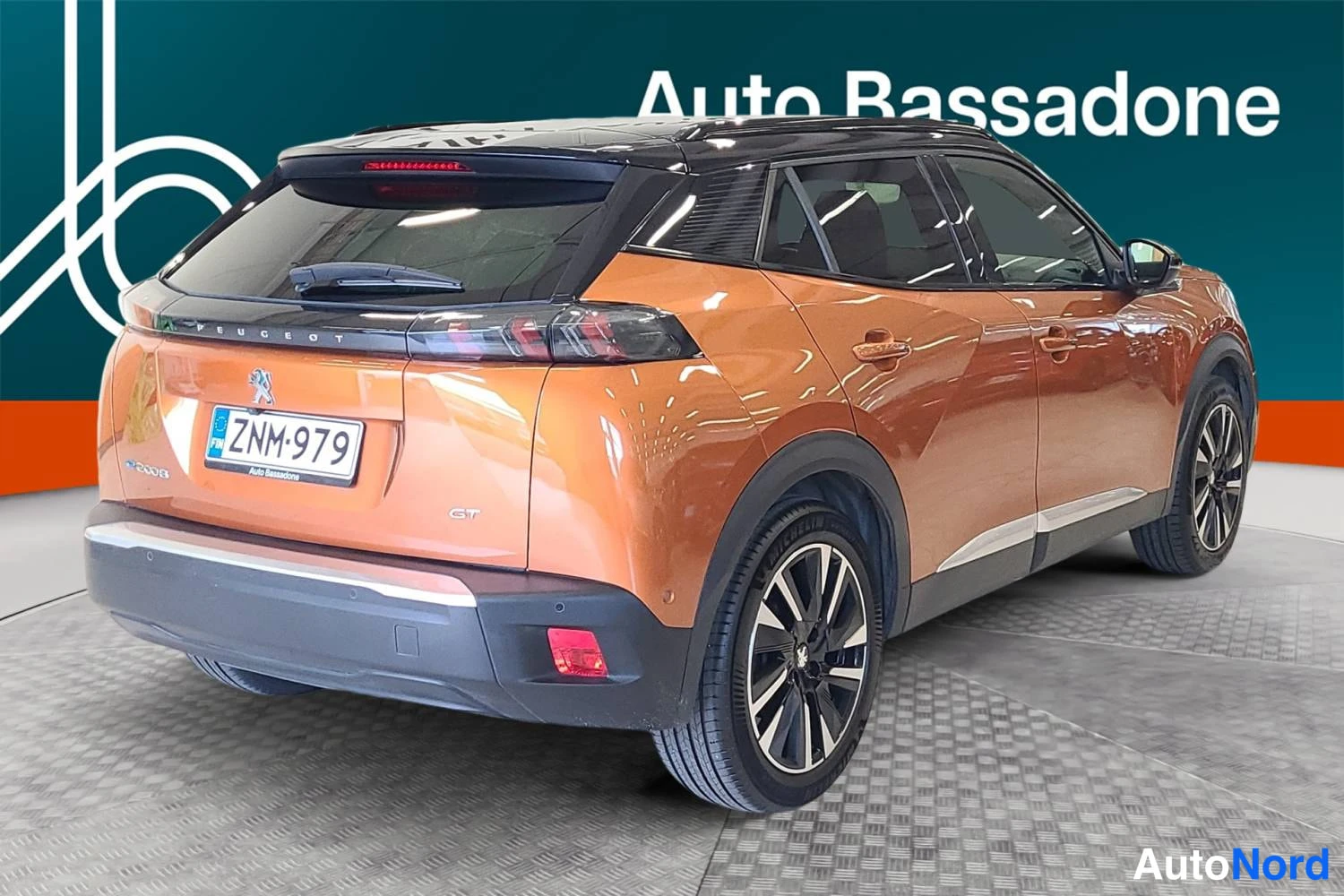 Oranssi Peugeot E-2008 2020, takaviisto, kuva 7