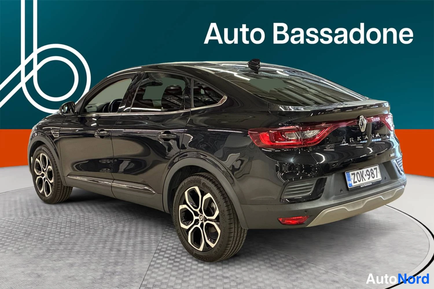 Musta Renault Arkana E-TECH 2022, takaviisto, kuva 6