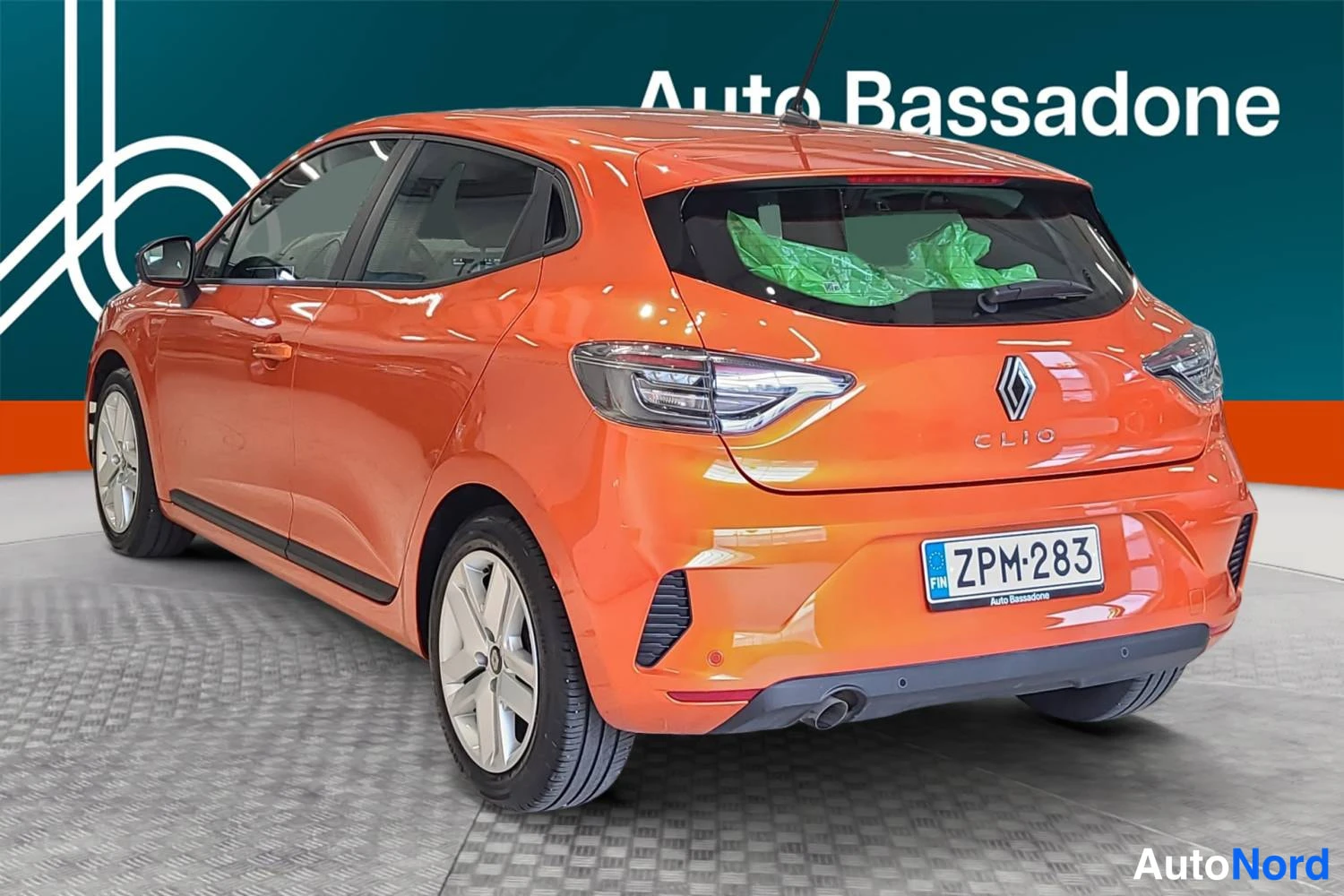 Oranssi Renault Clio 2025, takaviisto, kuva 7