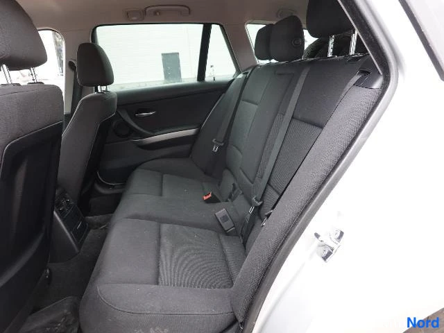Hopea BMW 318i 2007, kuva 35