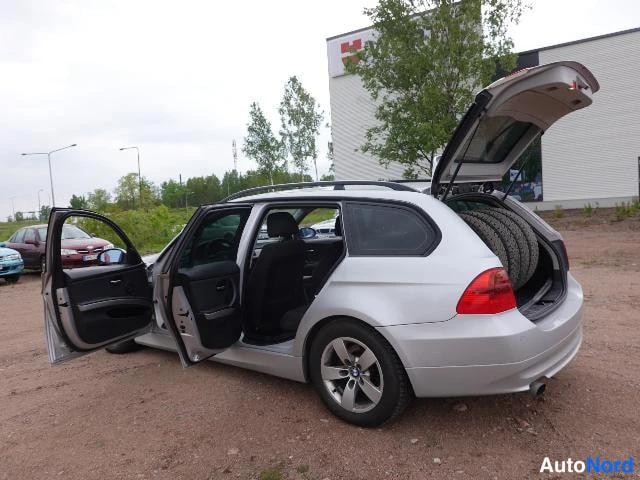 Hopea BMW 318i 2007, takaviisto, kuva 9
