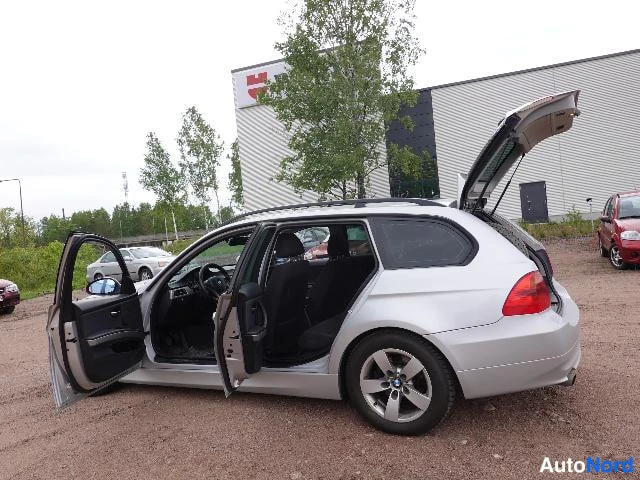 Hopea BMW 318i 2007, takaviisto, kuva 10