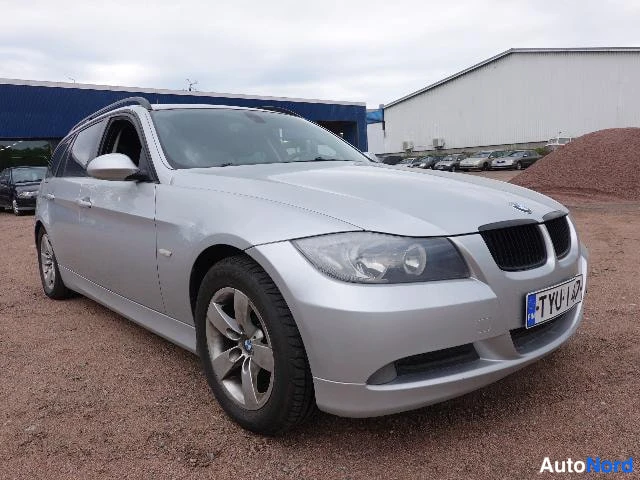 Hopea BMW 318i 2007, etuviisto, keula oikealle, kuva 4