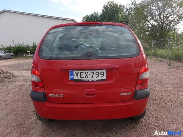 Punainen Renault Megane Scenic 2003, takaa, kuva 15