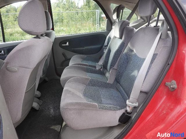 Punainen Renault Megane Scenic 2003, kuva 36