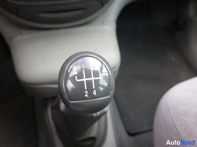 Punainen Renault Megane Scenic 2003, yksityiskohta, kuva 28