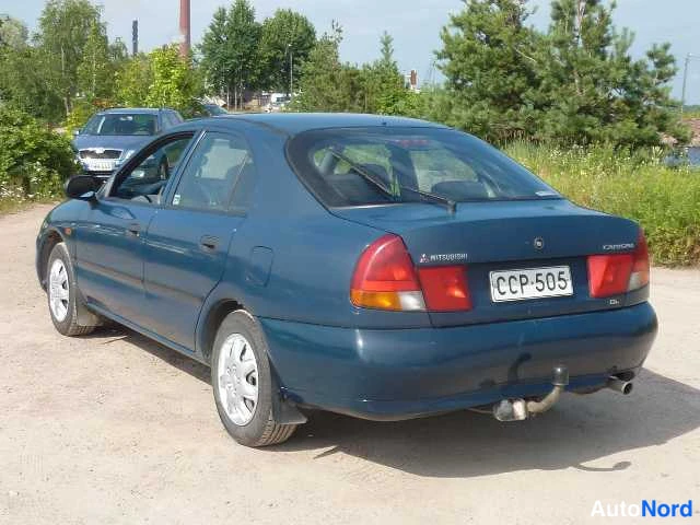Sininen Mitsubishi Carisma 1998, takaviisto, kuva 18