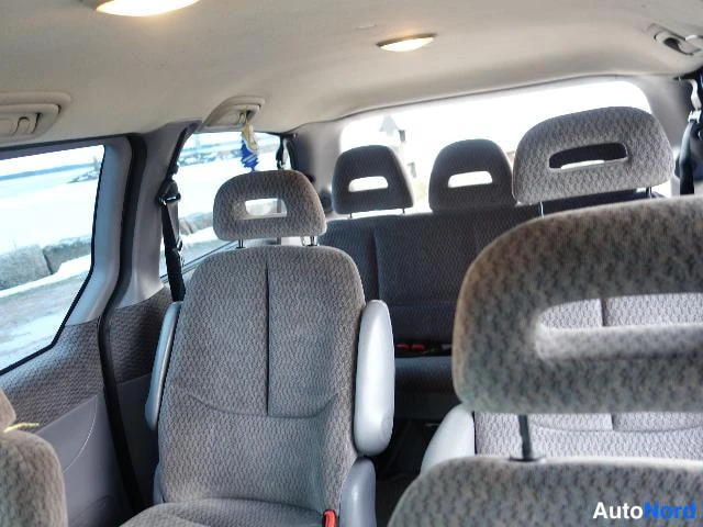 Sininen Chrysler Voyager 2000, kuva 39