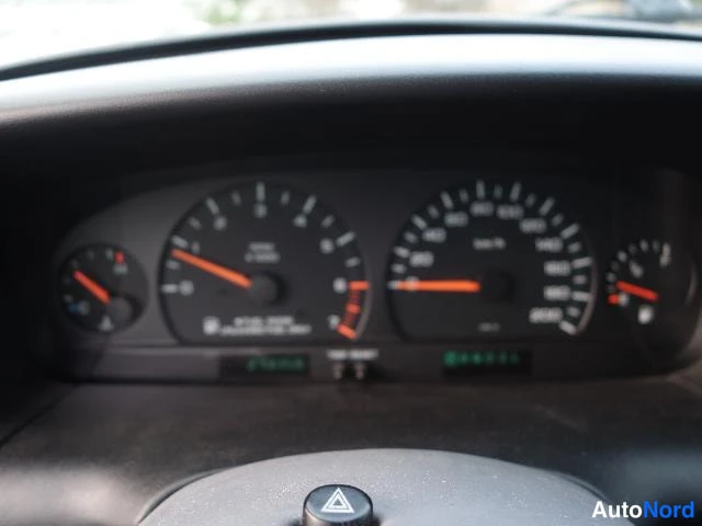 Sininen Chrysler Voyager 2000, yksityiskohta, kuva 31