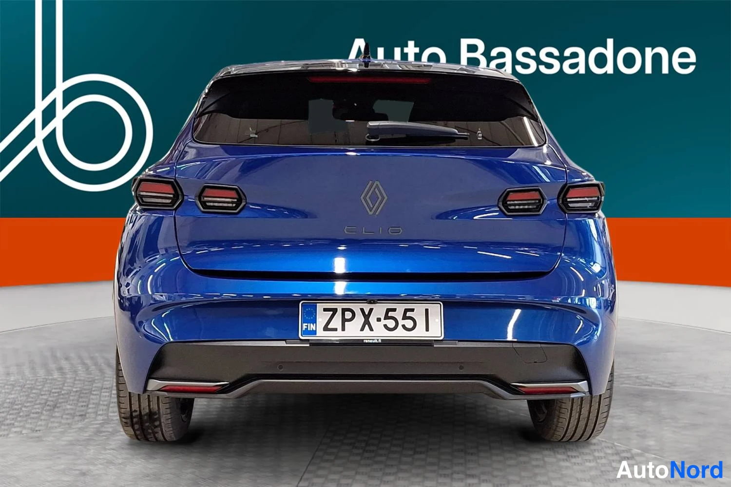 Sininen Renault Clio 2026, takaa, kuva 7