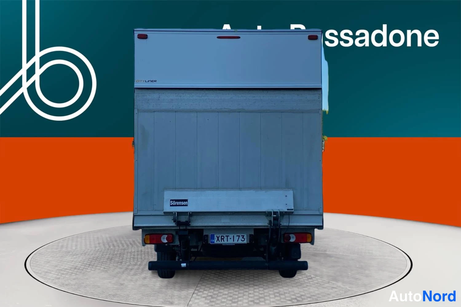 Valkoinen Renault Master 2023, takaa, kuva 9