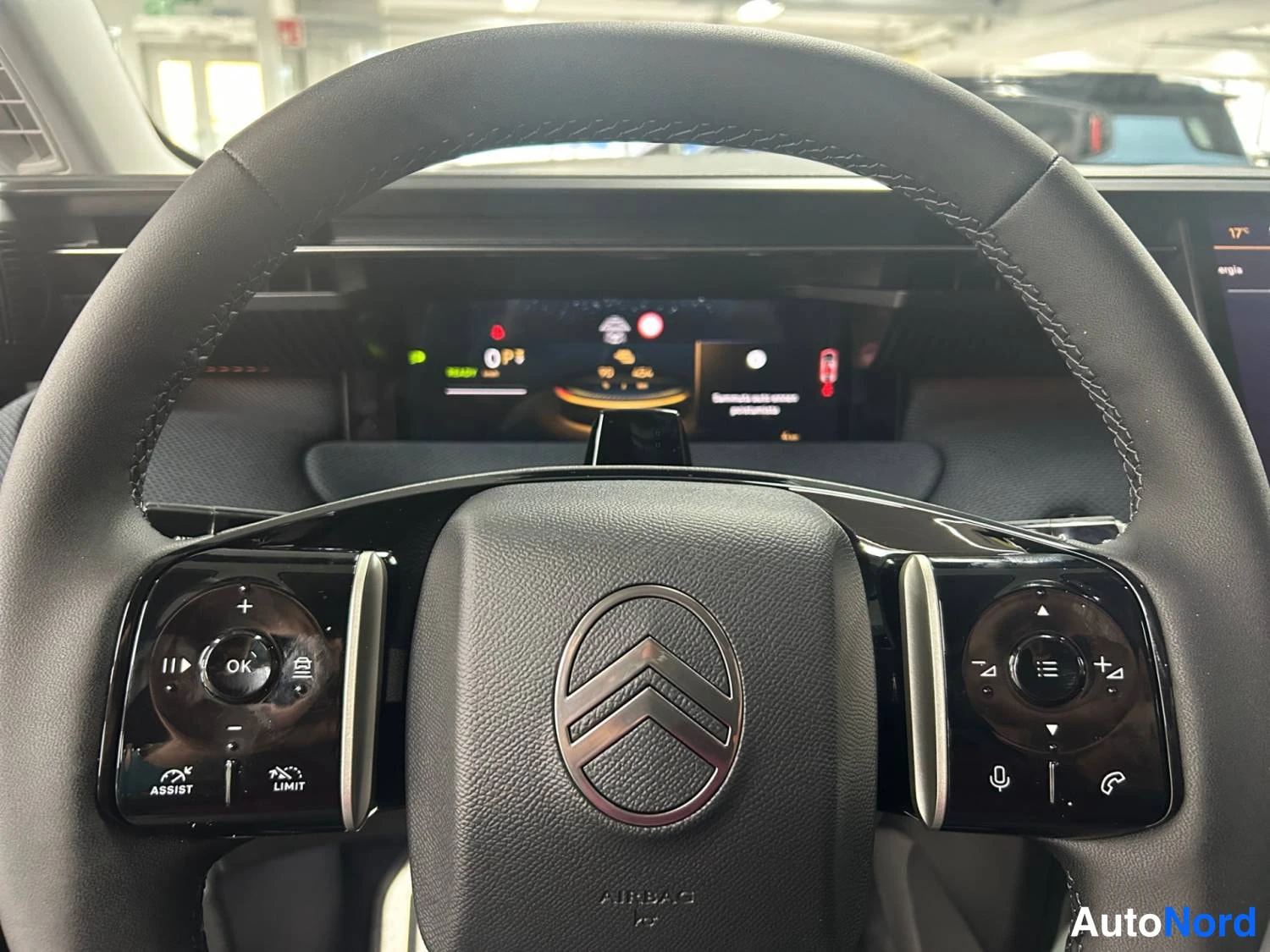 Musta Citroen c5 aircross 2026, kuva 12