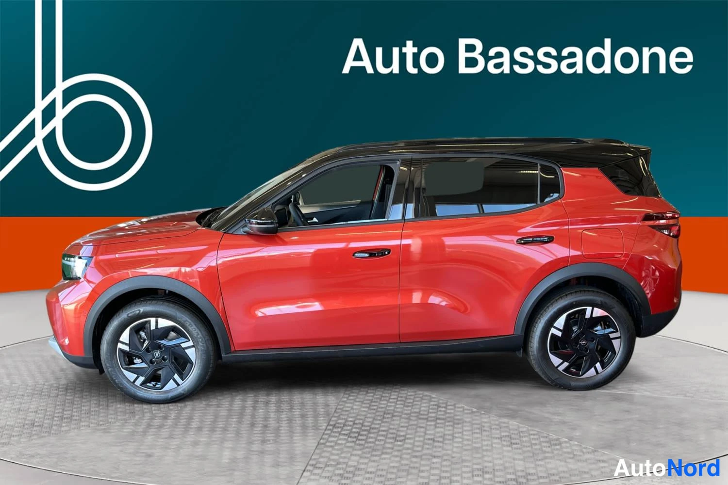 Röd Opel Frontera 2026, från sidan, bild 5