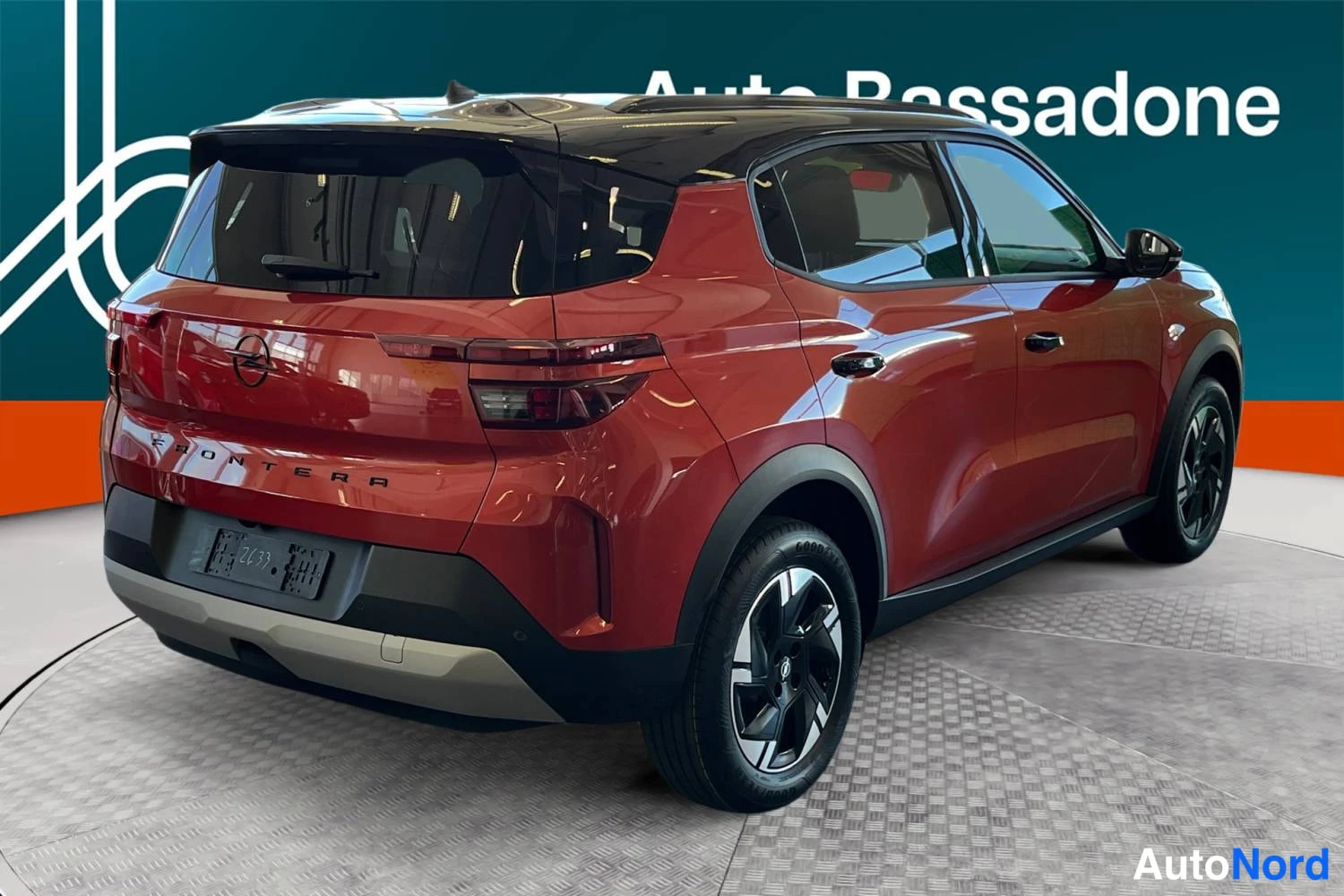 Röd Opel Frontera 2026, snett bakifrån, bild 6