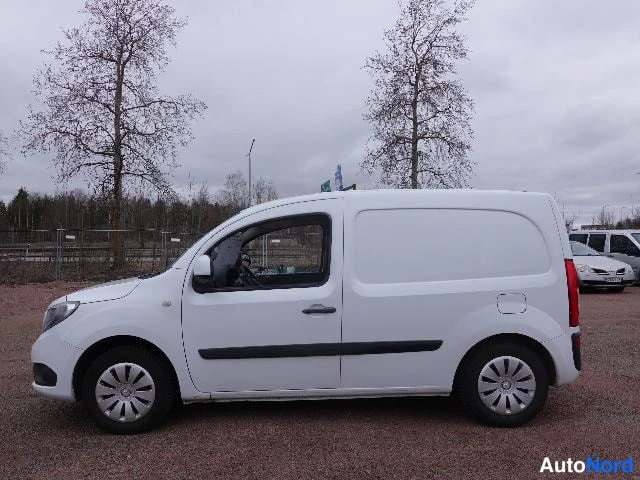 Valkoinen Mercedes-Benz Citan 2014, etuviisto, keula vasemmalle, kuva 4