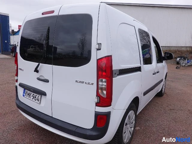 Valkoinen Mercedes-Benz Citan 2014, takaviisto, kuva 14