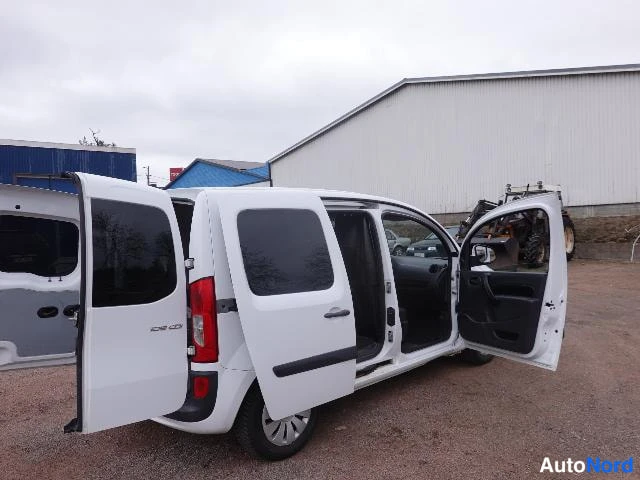 Valkoinen Mercedes-Benz Citan 2014, takaviisto, kuva 14