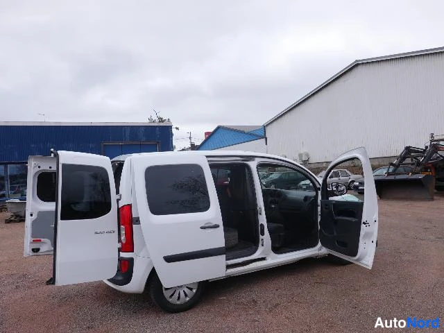 Valkoinen Mercedes-Benz Citan 2014, takaviisto, kuva 15