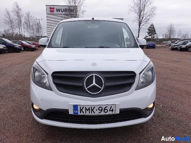 Valkoinen Mercedes-Benz Citan 2014, edestä, kuva 9