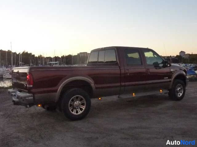 Punainen Ford F250 2004, takaviisto, kuva 15
