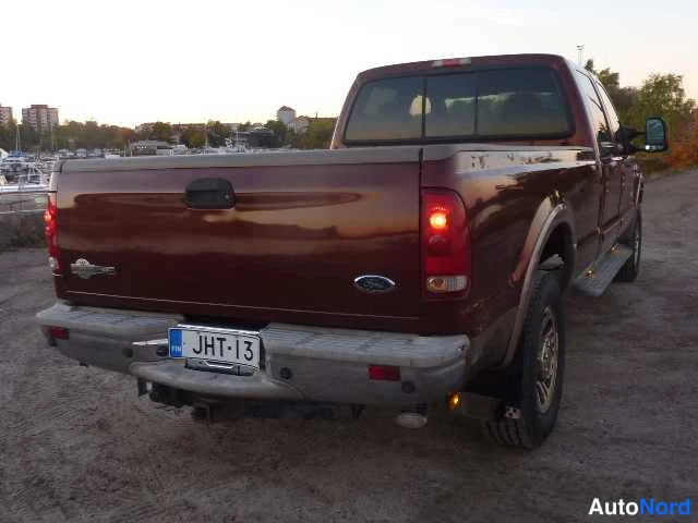 Punainen Ford F250 2004, takaviisto, kuva 16