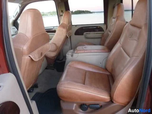 Punainen Ford F250 2004, kuva 19