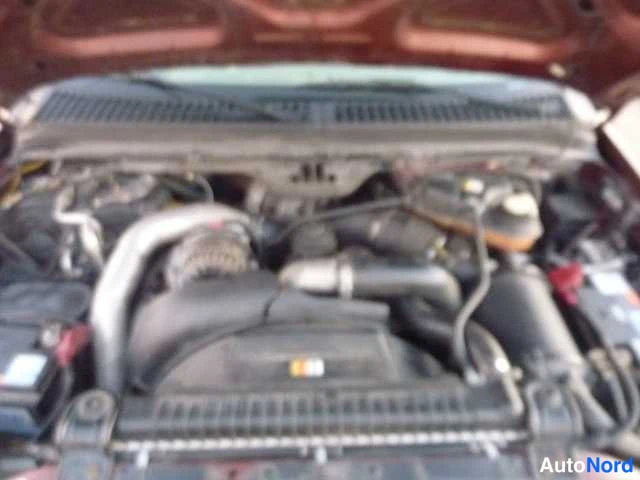 Punainen Ford F250 2004, kuva 40