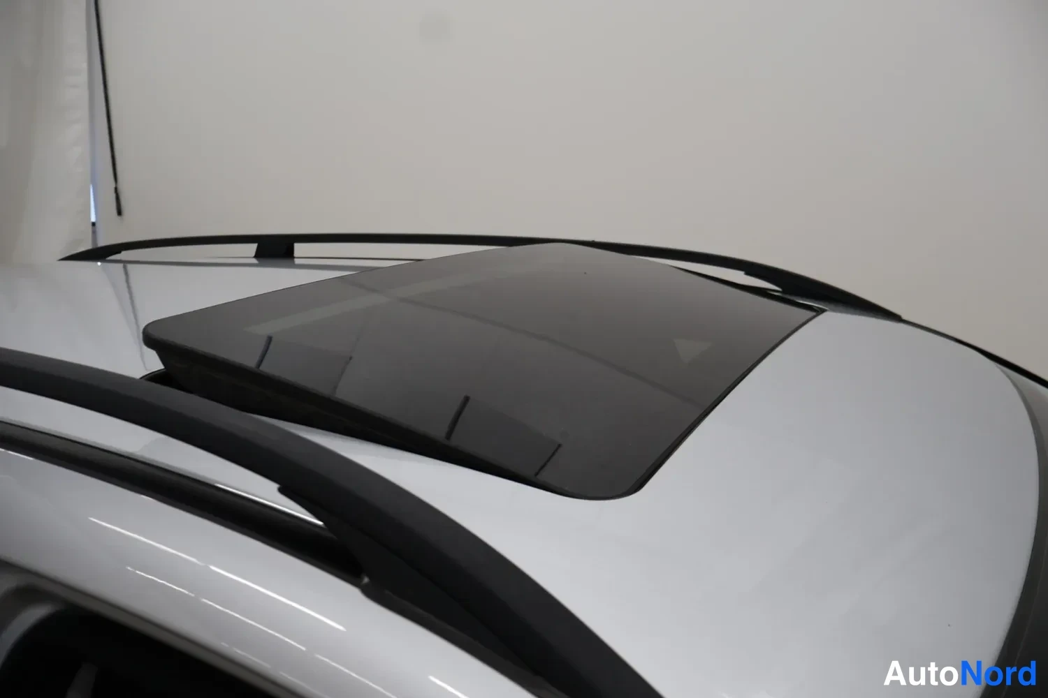 Hopea Mercedes-Benz E 550 2007, kuva 28