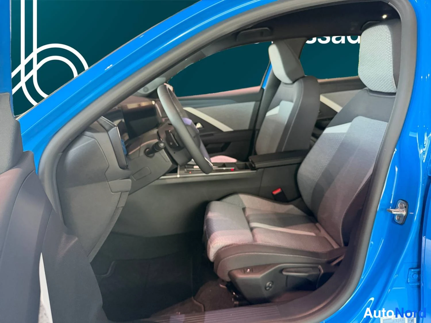 Sininen Opel Astra sports tourer 2026, kuva 6