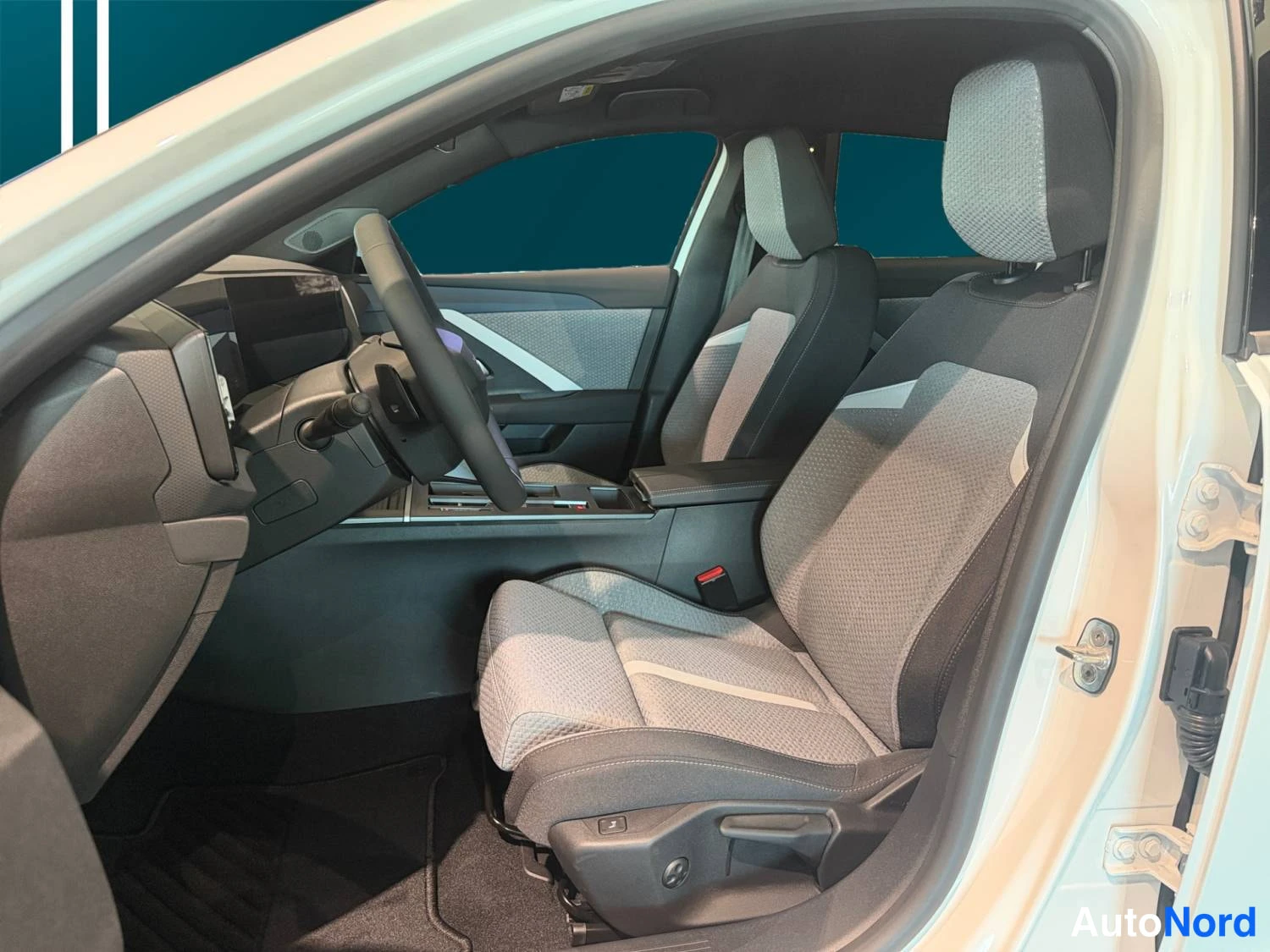 Valkoinen Opel Astra Sports Tourer 2026, kuva 9