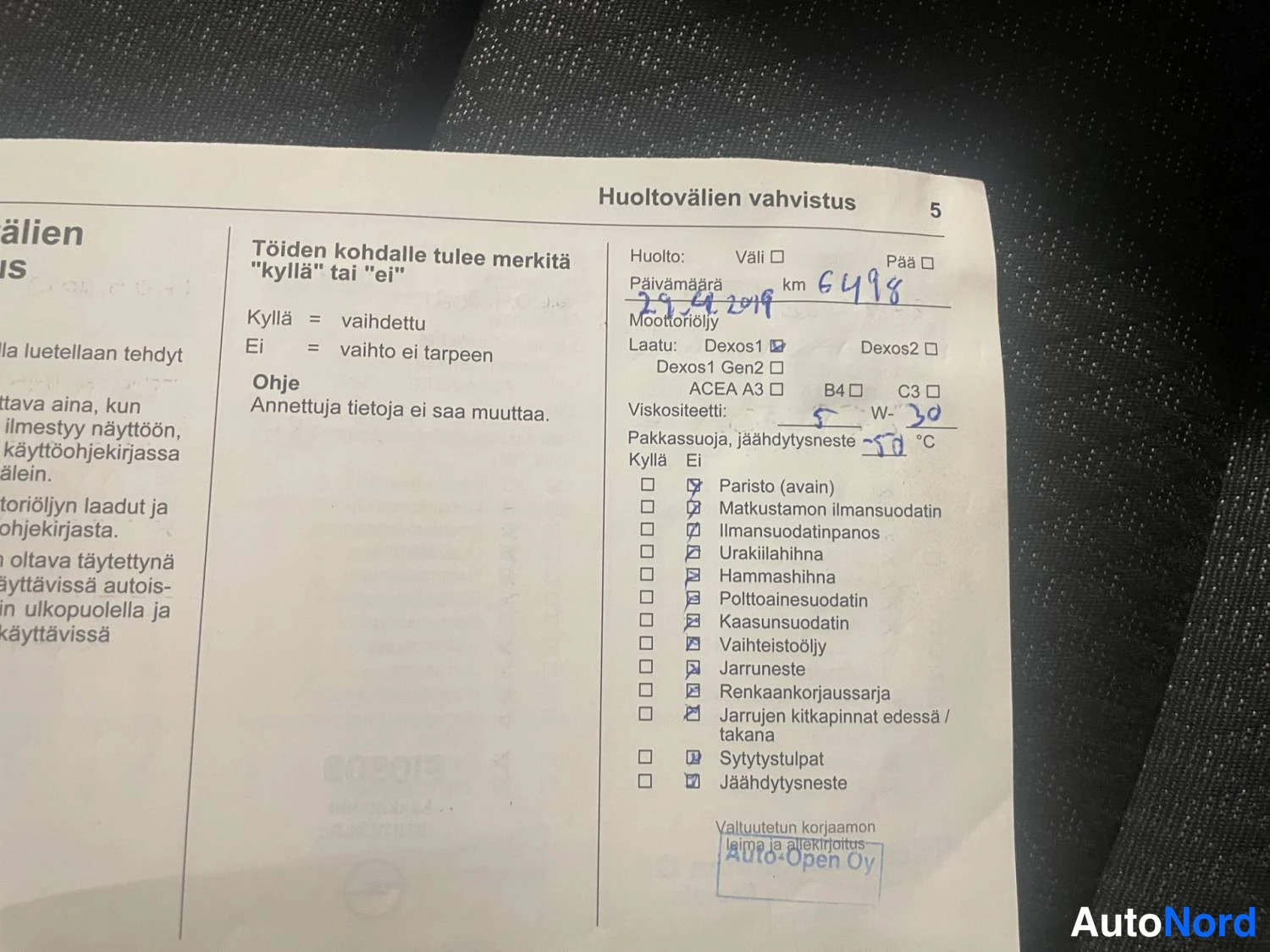 Punainen Opel Astra Sports Tourer 2018, kuva 24