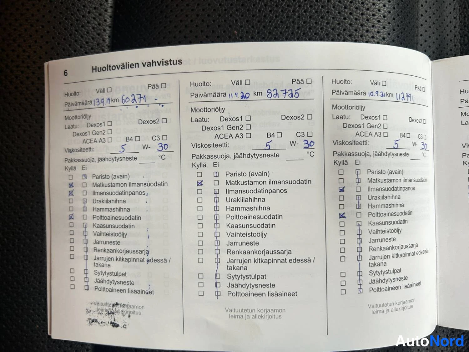Sininen Opel Astra Sports Tourer 2018, kuva 20