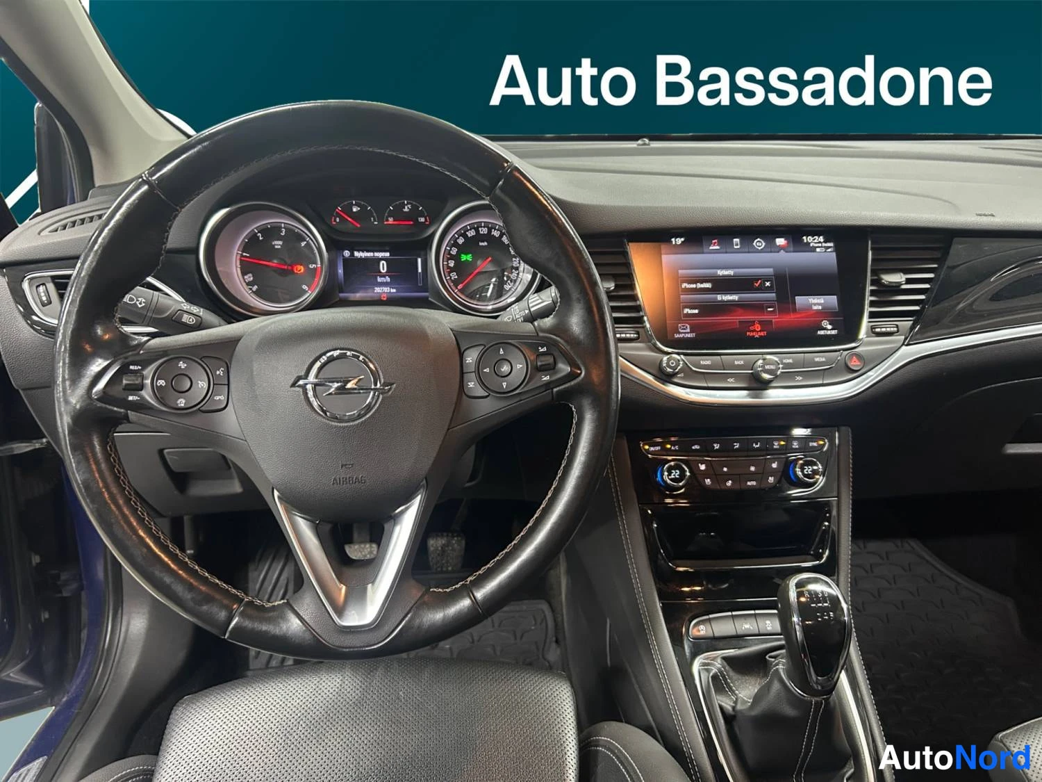 Sininen Opel Astra Sports Tourer 2018, kuva 22