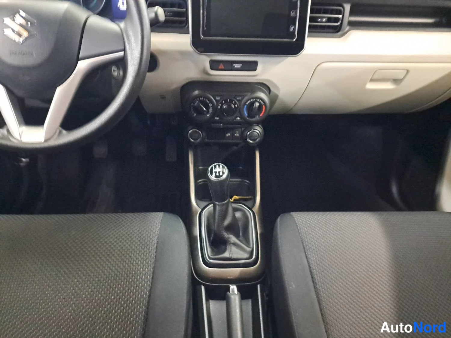 Harmaa Suzuki Ignis 2018, kuva 12