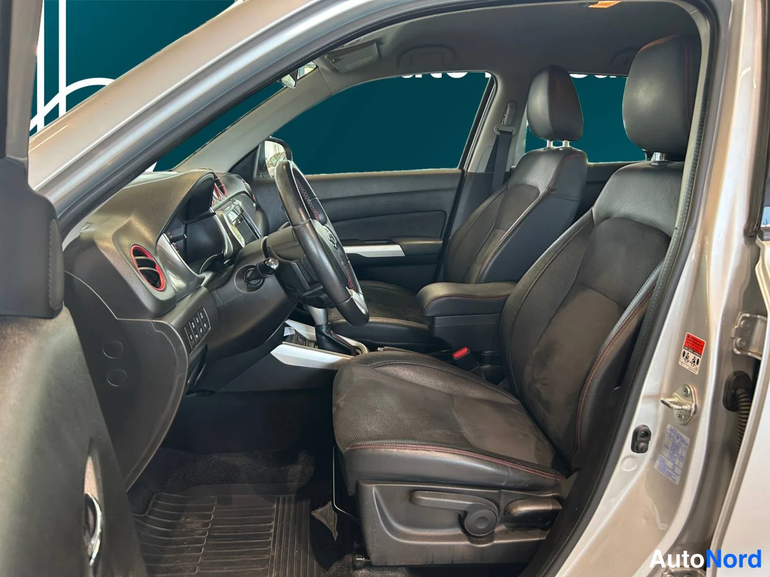 Hopea Suzuki Vitara 2017, kuva 11