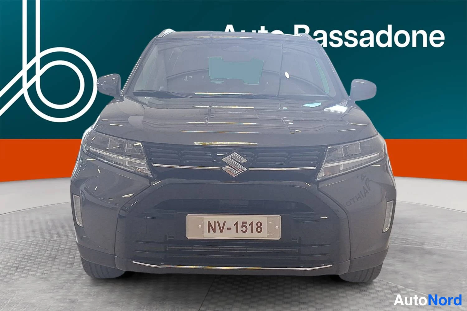 Harmaa Suzuki Vitara 2026, kuva 11