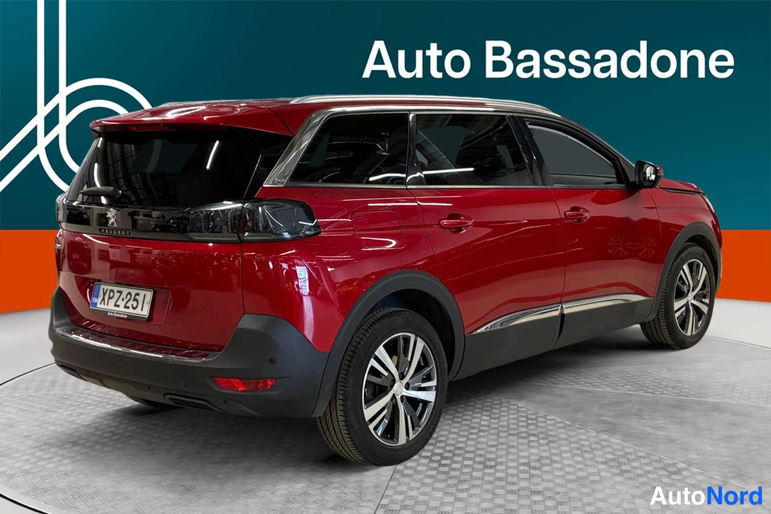 Punainen Peugeot 5008 2021, takaviisto, kuva 7
