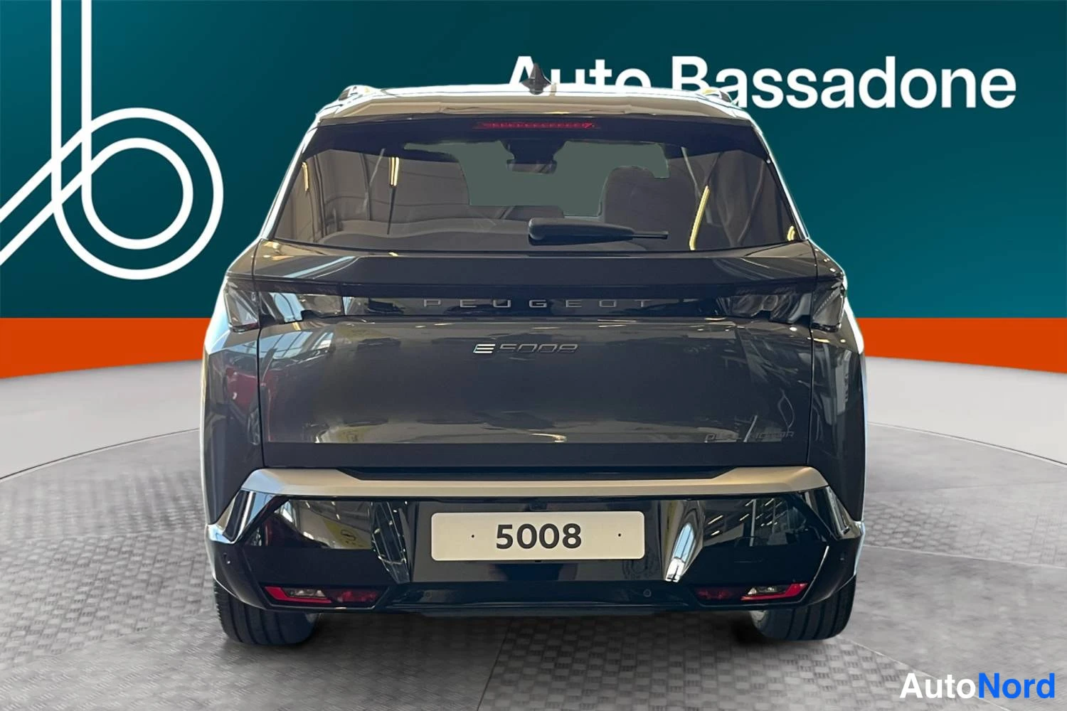 Harmaa Peugeot 5008 2026, takaa, kuva 7