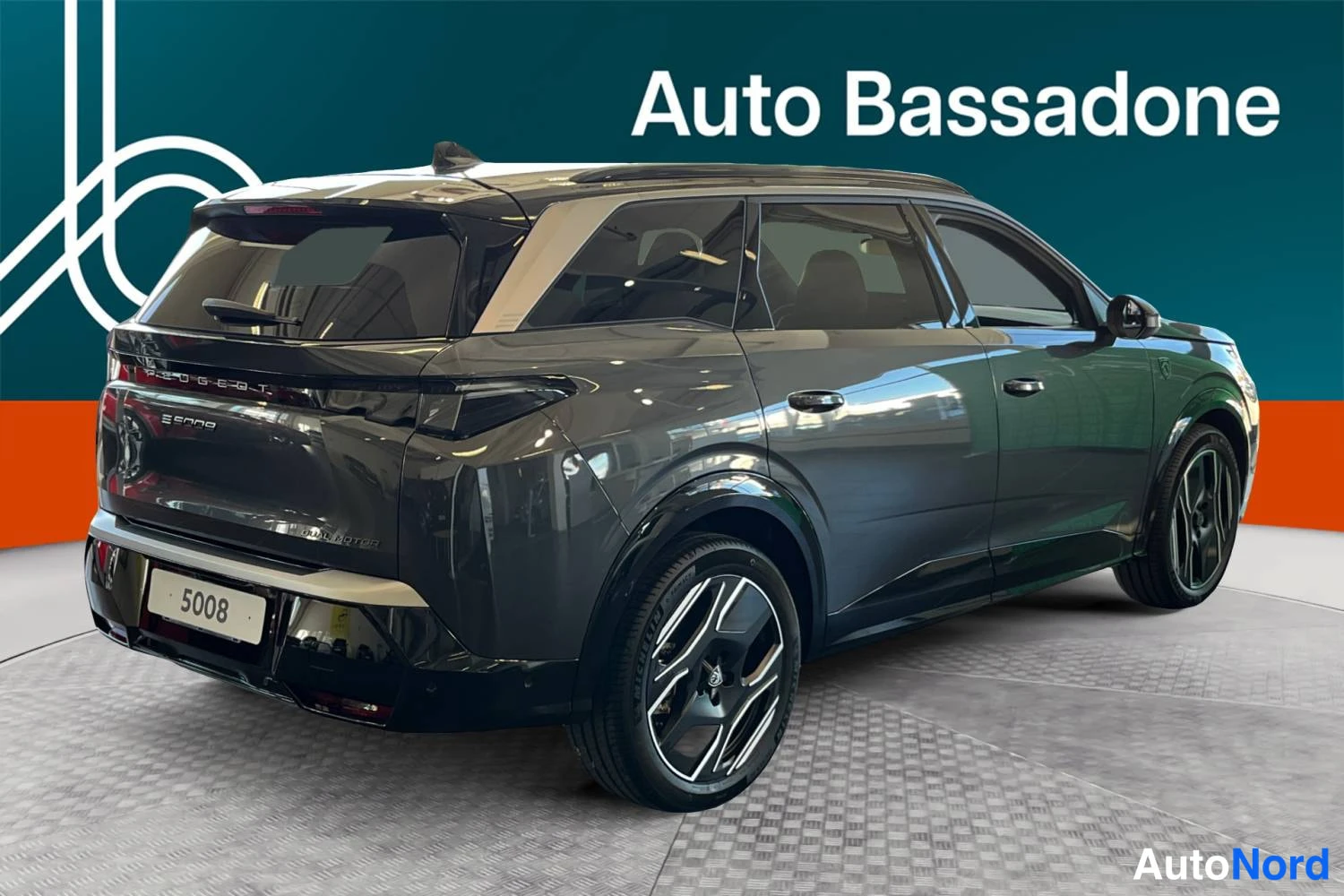 Harmaa Peugeot 5008 2026, kuva 19