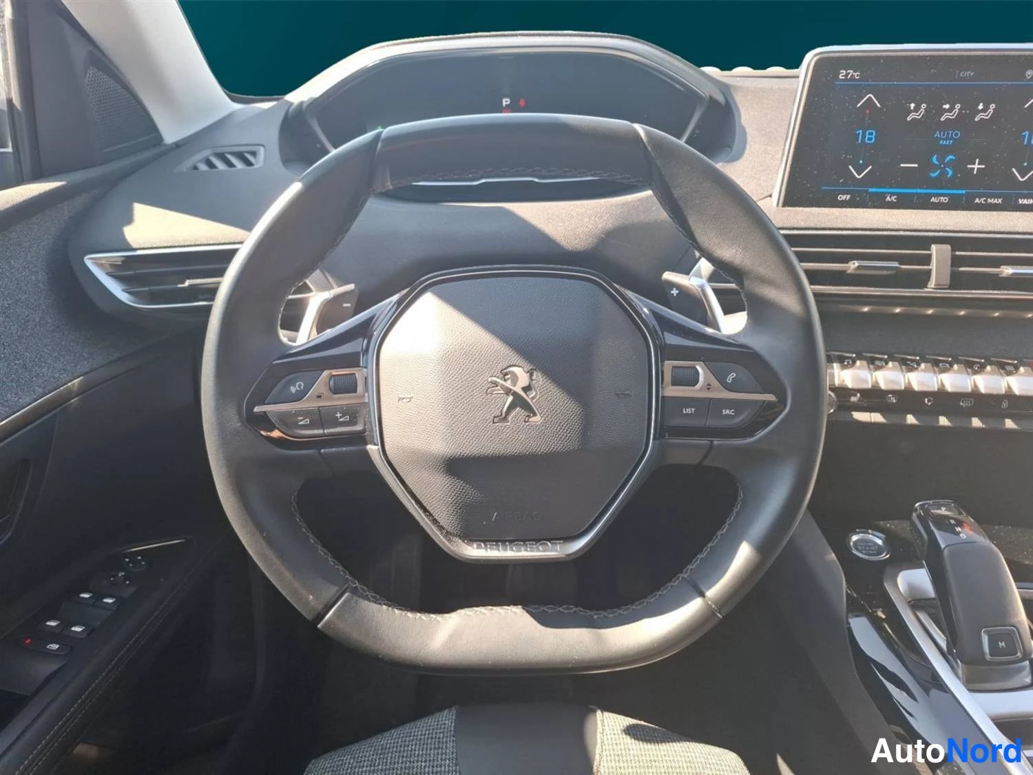 Hopea Peugeot 5008 2019, kuva 11