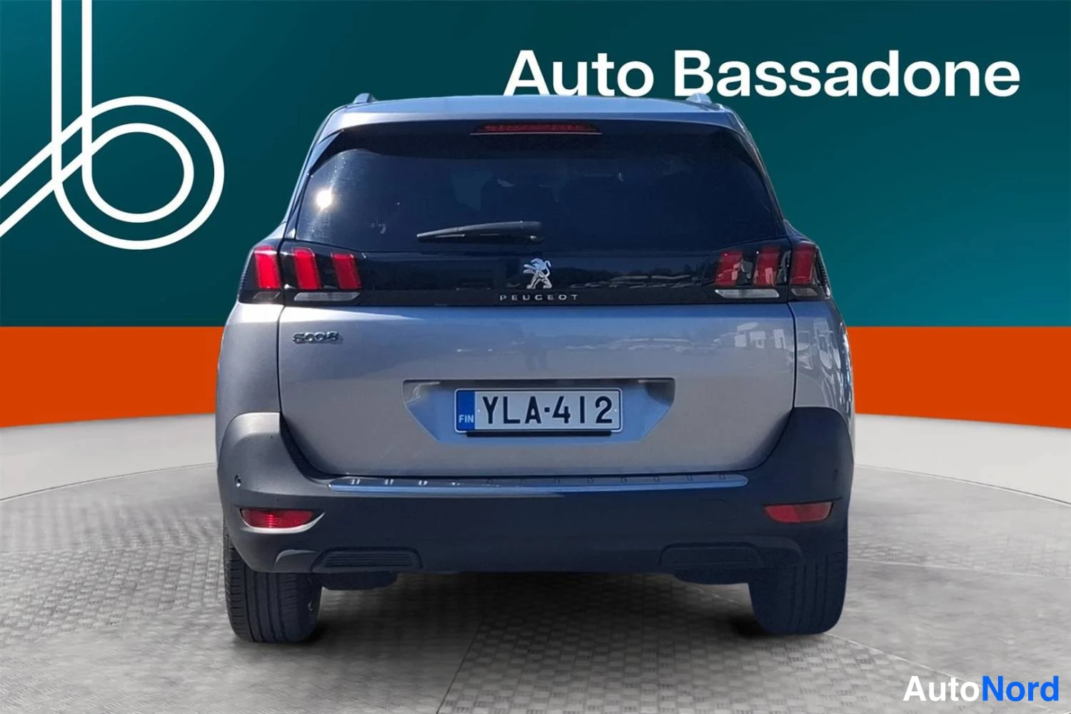 Hopea Peugeot 5008 2019, takaa, kuva 8
