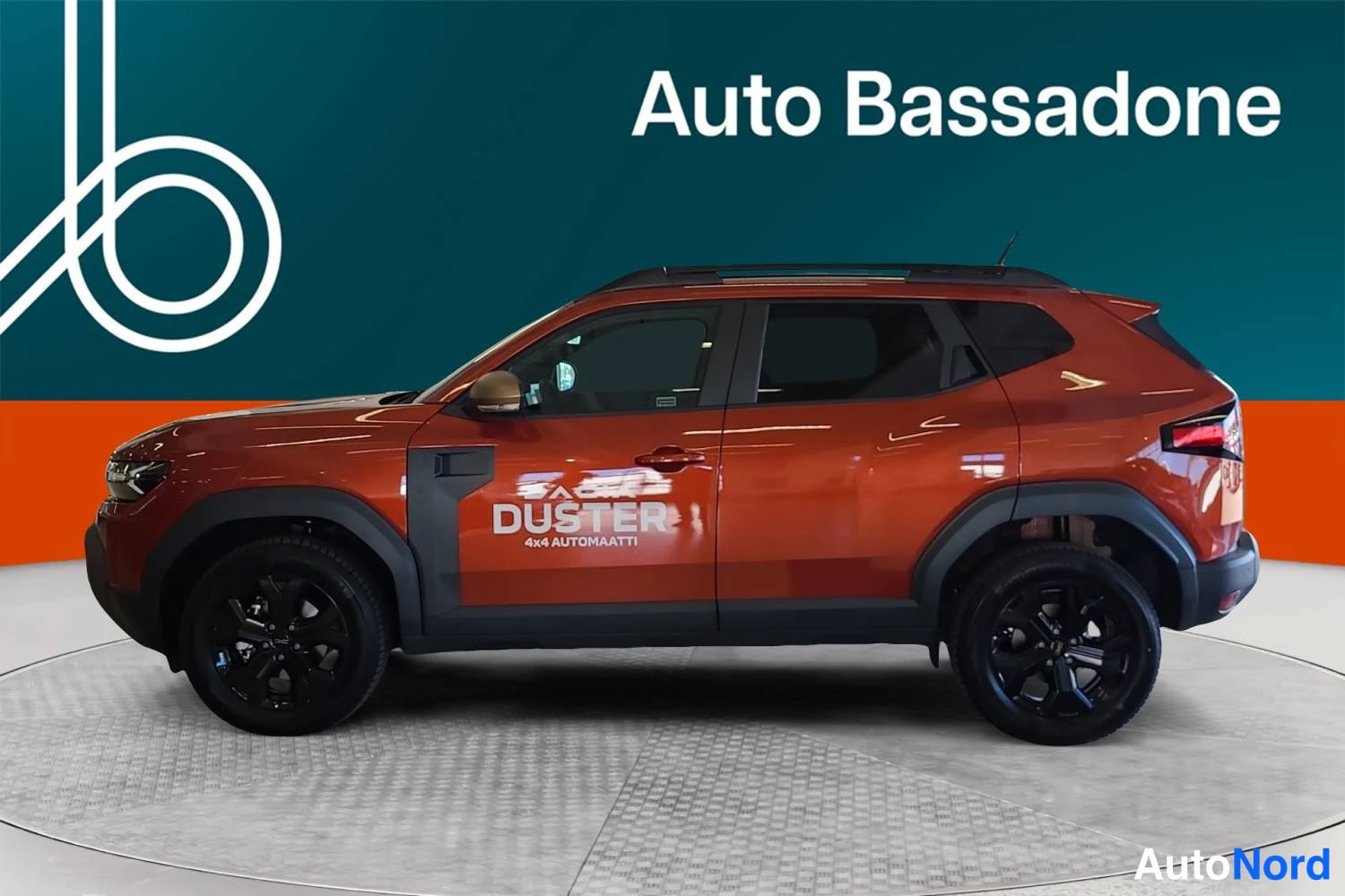 Punainen Dacia Duster 2026, sivulta, kuva 4